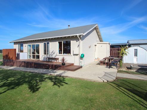 101 Airedale Road, Weston