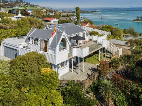 20 Albert Road, Stepneyville