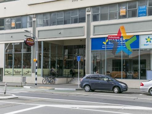 20/220 Thorndon Quay, Thorndon