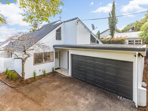 1/8 Carlisle Road, Browns Bay
