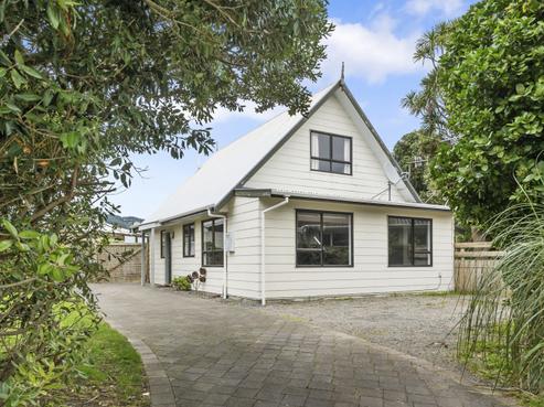13 Kanawa Street, Waikanae