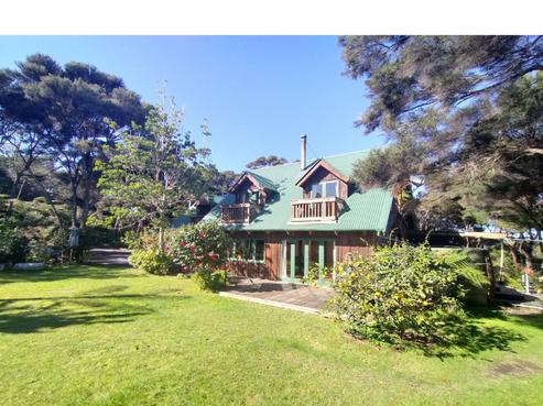 14 Thelma Road South, Mangawhai Heads