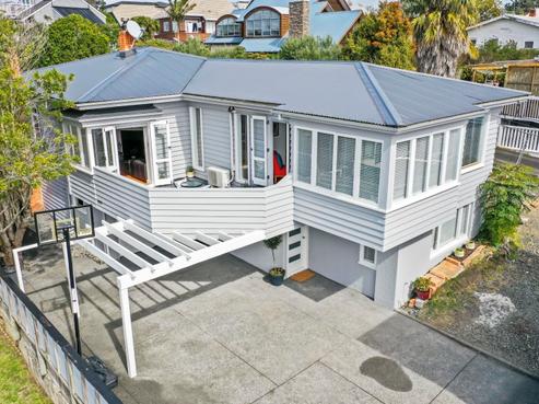 37 Roseberry Avenue, Birkenhead