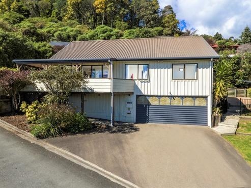 2 Pinewood Way, Bishopdale