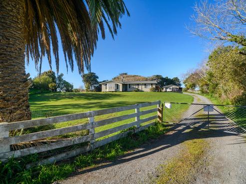 1516 State Highway 1, Himatangi