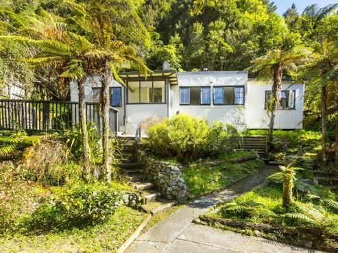 126 Pinehaven Road, Pinehaven