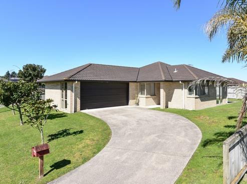 66 Borman Road, Huntington