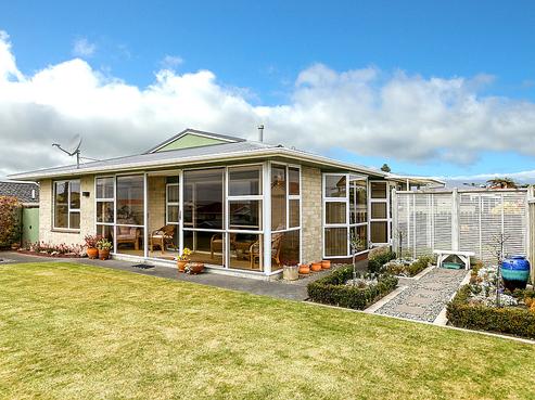 19 Roy Terrace, Moturoa