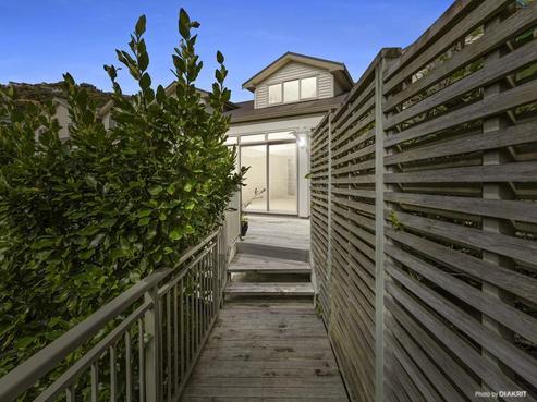 5/3 Allington Road, Karori
