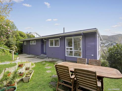 30 Woodhouse Avenue, Karori