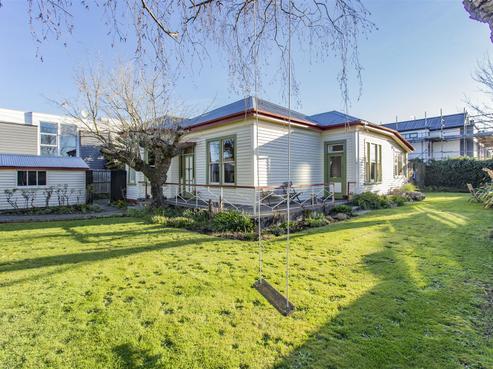 549 Barbadoes Street, Edgeware