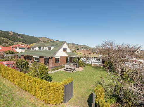 7 Squire Way, Richmond