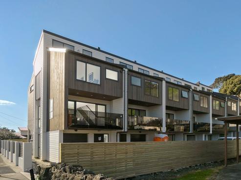 1/864 Mount Eden Road, Three Kings