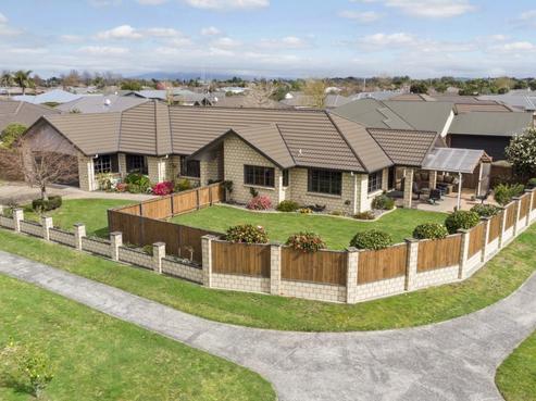 11 Woodham Place, Rototuna North