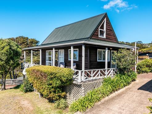 6/8 Victoria Road North, Onetangi