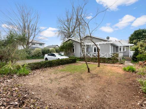 73 Beach Road, Pahurehure
