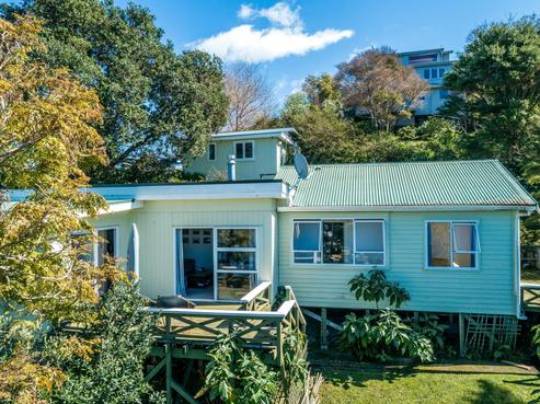 29 Burrell Road, Oneroa