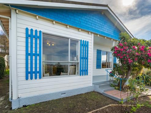 212 South Road, Caversham