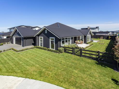 11 Gerard Place, Fernside