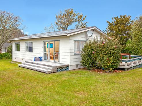 10 Margot Place, Hahei