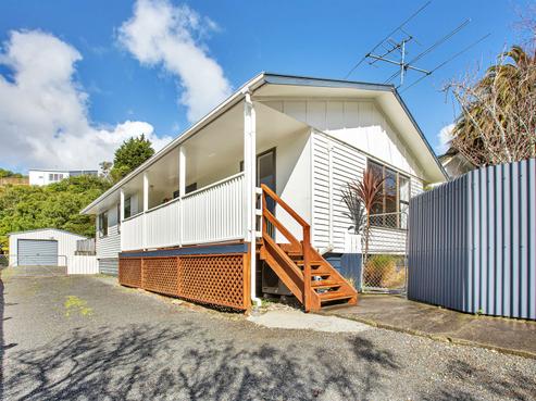 2 Harold Grove, Stokes Valley