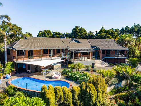 60 Owhiwa Road, Parua Bay
