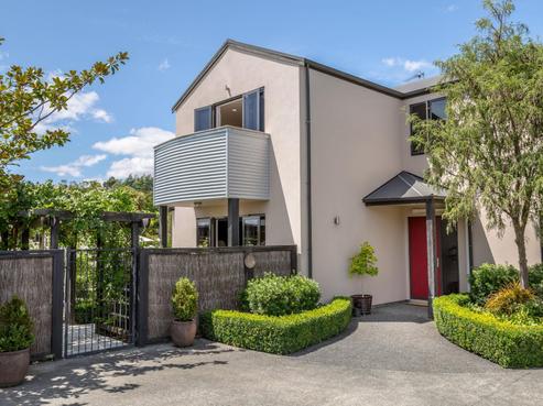 41 Reading Street, Greytown