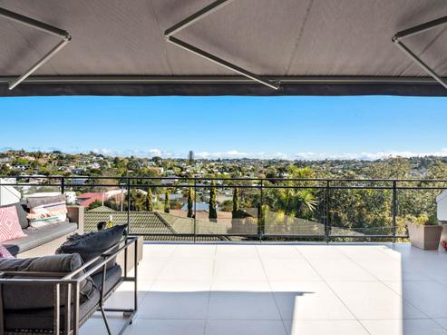 8/49 Browns Bay Road, Browns Bay