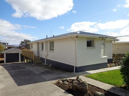 28 Golfers Drive, Balclutha