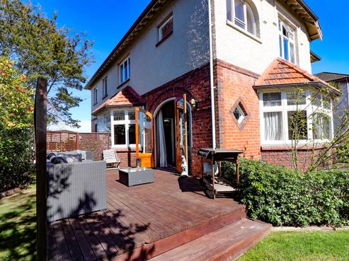 98 North Street, Seaview