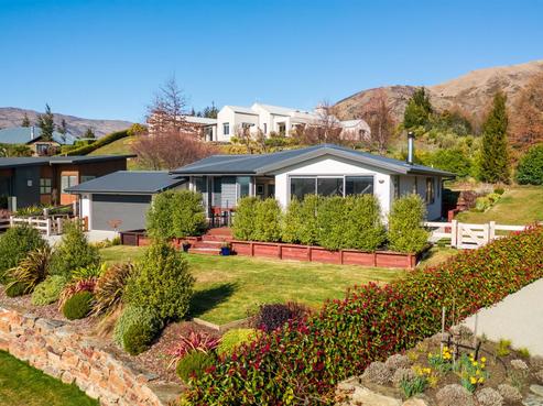 6 Turnbull Crescent, Wanaka