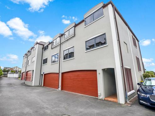 19 Radnor Street, Hamilton Central
