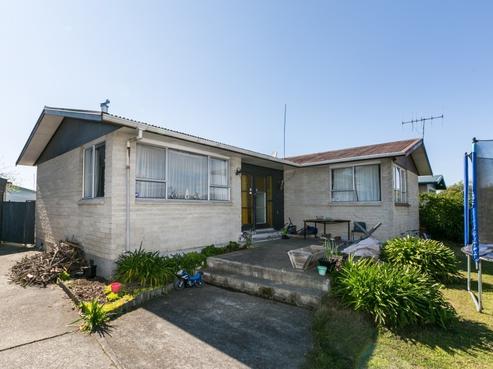 62 Liverpool Crescent, Flaxmere