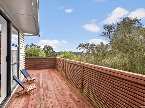 18 Leigh Terrace, Bayview