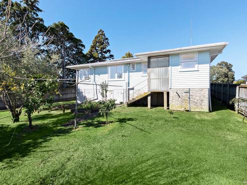 14 Aronui Terrace, Kelston