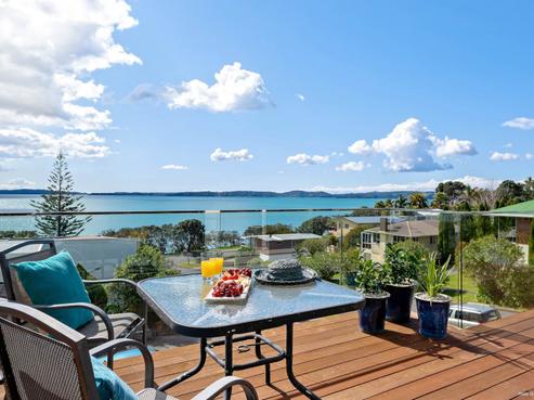 10 Alexander Avenue, Maraetai