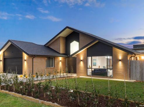 19 Paso Fino Crescent, Karaka