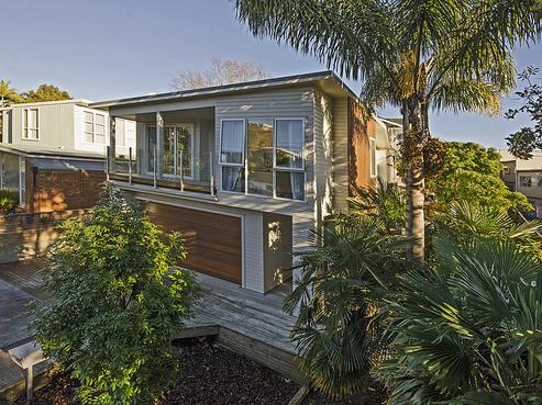 8B Hauraki Road, Hauraki