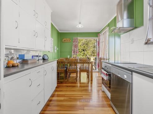 16 Ross Road, Western Heights