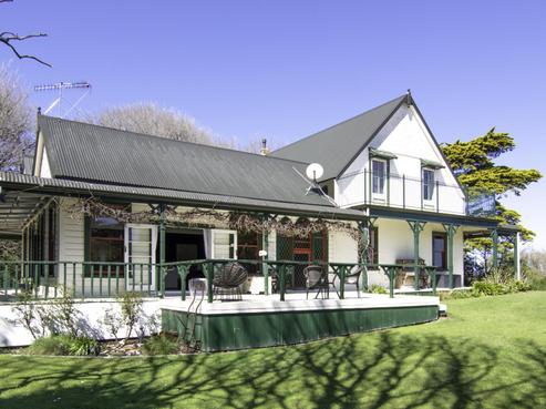 11 Ladys Mile, Foxton