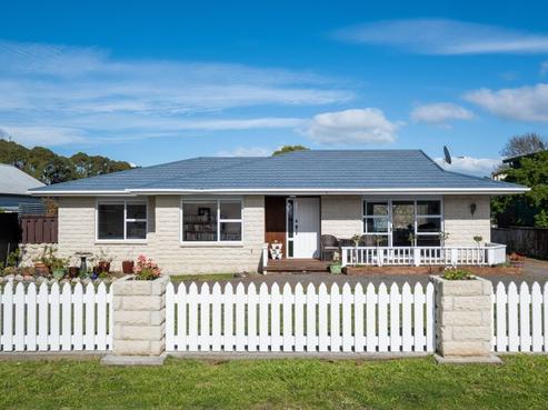60 Shrimpton Road, Haumoana