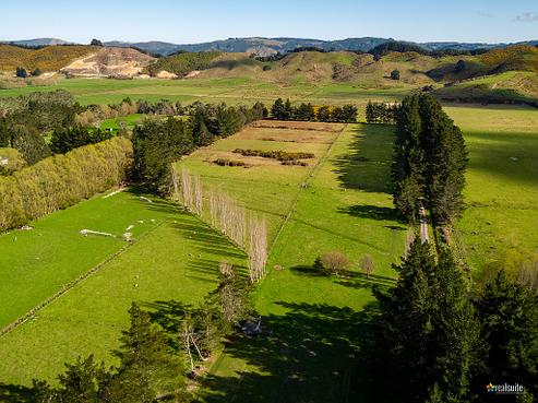218B Katherine Mansfield Drive, Whitemans Valley