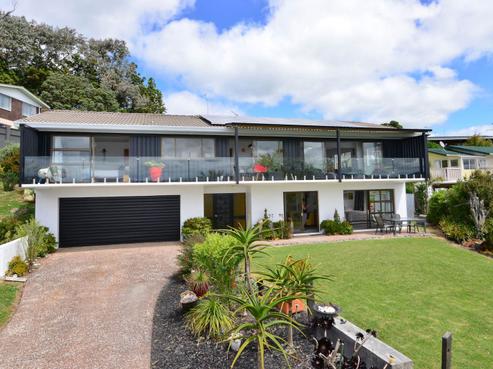 82 Marellen Drive, Red Beach