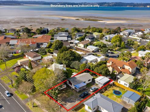 110 Beach Road, Te Atatu Peninsula