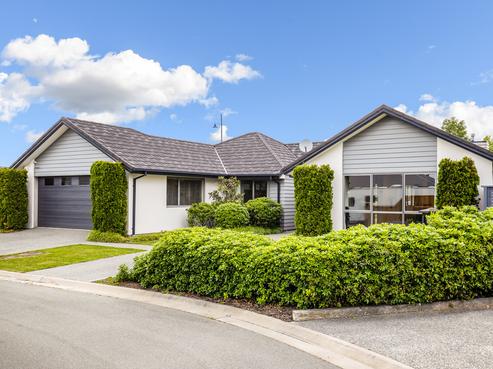 126 Pegasus Boulevard, Pegasus
