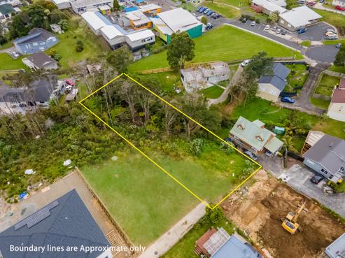 15 Happeace Lane, Titirangi
