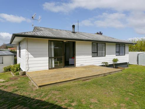 2/210 Rifle Range Road, Tauhara
