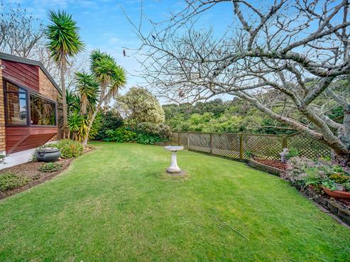 2/47 Headcorn Place, Botany Downs