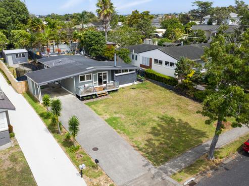 9 Borrowdace Avenue, Botany Downs