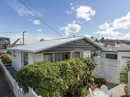 160 Macandrew Road, South Dunedin